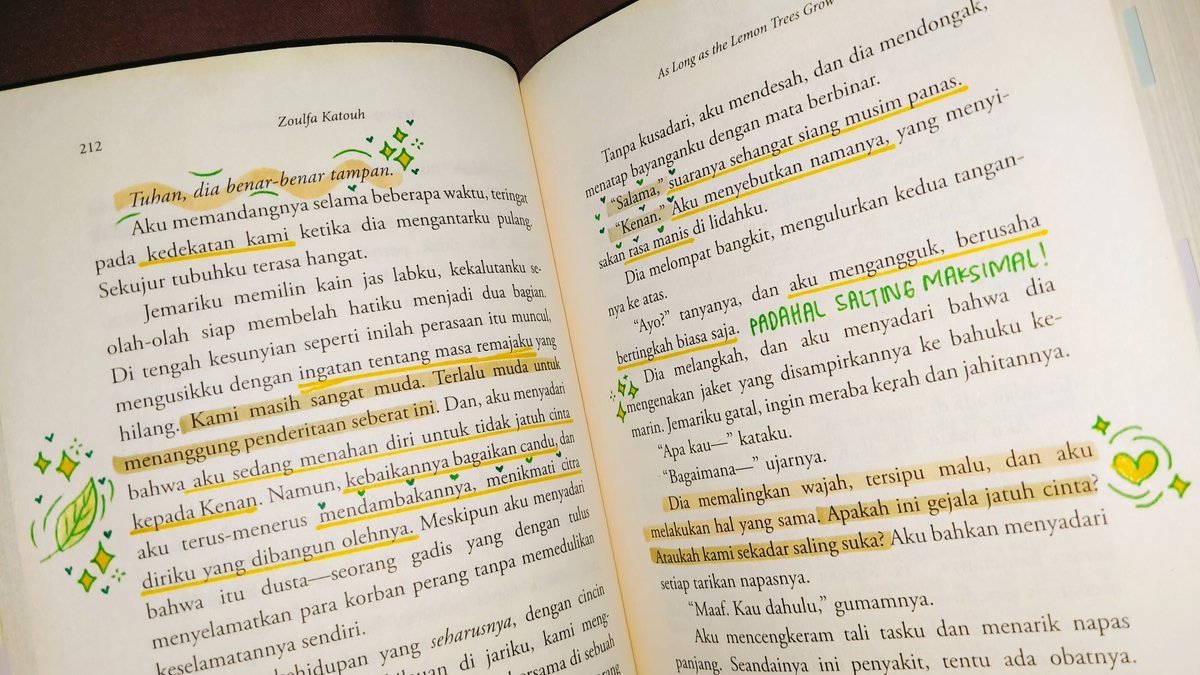 justlieinwait's tweet photo. aku aku aku, aku juga suka anotasi corat-coret buku. super seruuuu! 📖😻🤍✨ https://t.co/S898QsaPyv