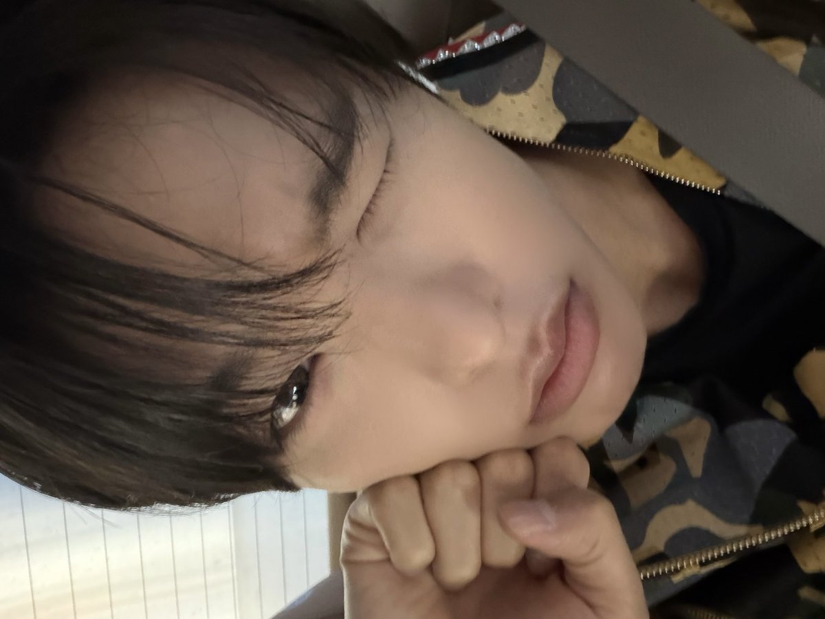 탐쿠중.. tweet media