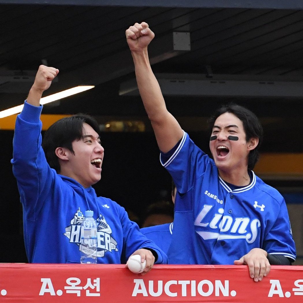 yuno_Samsung's tweet photo. 아‥ 내가 좋아하는 구원 봐주실분 오늘 너무 좋고 마음 차카니 되고 눈물남 https://t.co/vQYjqgugt6