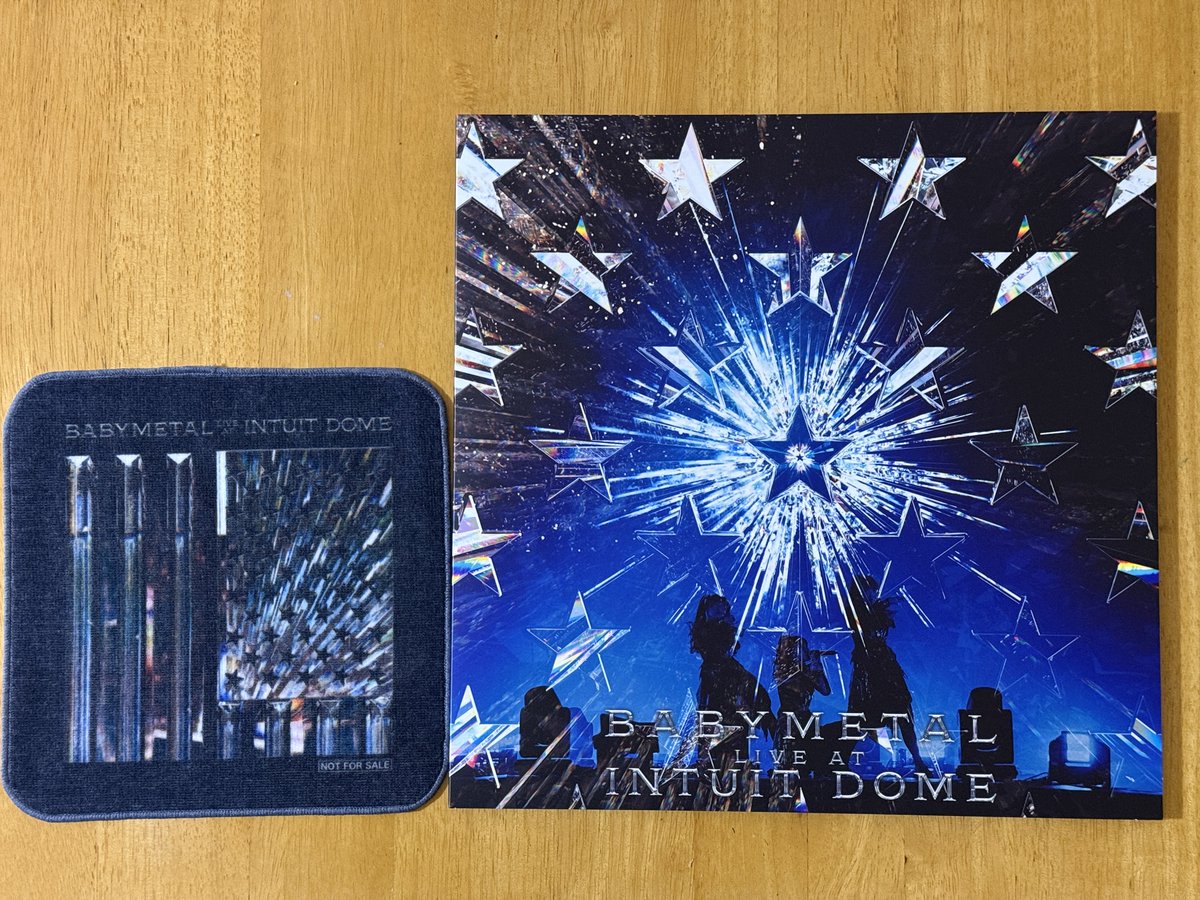 kotaromas's tweet photo. INTUIT DOME公演のBlu-rayが着弾🔥今回はAmazonで買ったのでミニタオルが付いてきた。#BABYMETAL https://t.co/5BVufMfzQ2