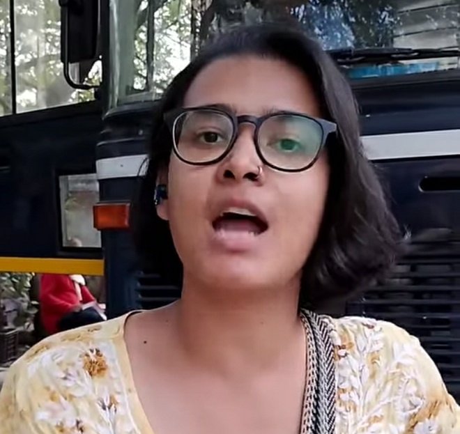 KraantiKumar's tweet photo. अभिजीत दीपके और वामपंथी संगठन AISA ने मिलकर जो कॉकरोच जनता पार्टी के नाम पर आंदोलन खड़ा किया है,

फायदा केवल BJP सरकार को मिलते हुए दिख रहा है.

कॉकरोच जनता पार्टी के आंदोलन ने NEET मामले में शिक्षा मंत्री धर्मेंद्र प्रधान को प्रधानमंत्री नरेंद्र मोदी से अलग कर दिया है,

अभिजीत दीपके ने पूरी जिम्मेदारी धर्मेंद्र प्रधान पर डाल दी है. आंदोलन का उद्देश्य ही है NEET मामले में प्रधानमंत्री नरेंद्र की छवि का बचाव करना.

अभिजीत दीपके ने का कहना है, प्रधानमंत्री नरेंद्र मोदी जी को छात्रों या धर्मेंद्र प्रधान दोनों में से एक को चुनना होगा.