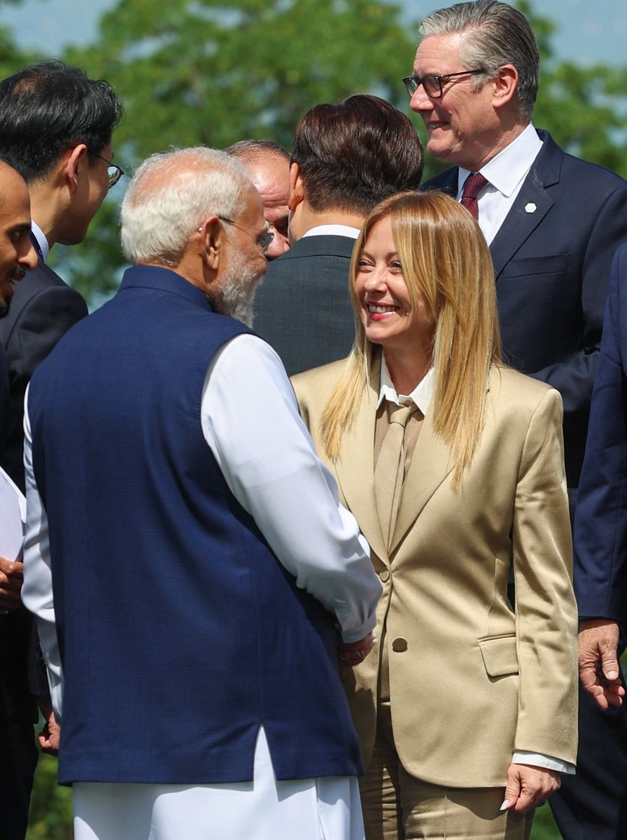 HPhobiaWatch's tweet photo. Waah Modiji waah https://t.co/Vm8hBWLWFO
