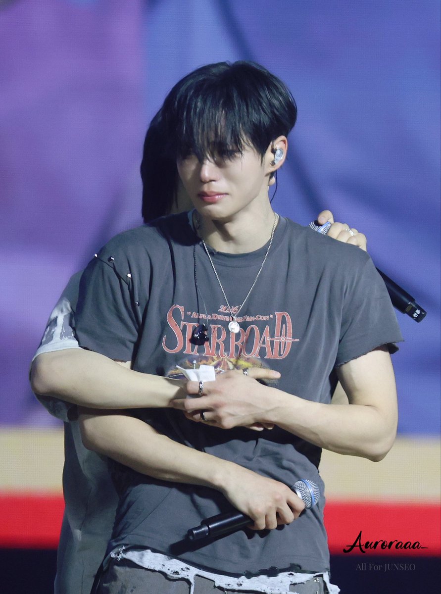 Aurora_JS1120's tweet photo. 260614 🥹

#김준서 #준서 #JUNSEO 
#ALPHADRIVEONE      #ALD1      
#알파드라이브원 https://t.co/0A7ah5dA4s