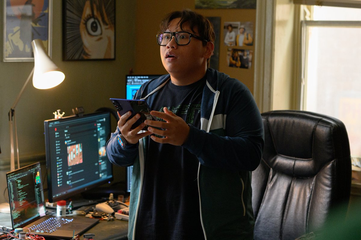 imparkerburton's tweet photo. Crazy that I helped announce the Z Fold7 on stage and now it's in a Spiderman movie 🤯

© &amp; ™ 2026 MARVEL. ©2026 CPII &amp; TSG https://t.co/eaCyRo5xRa