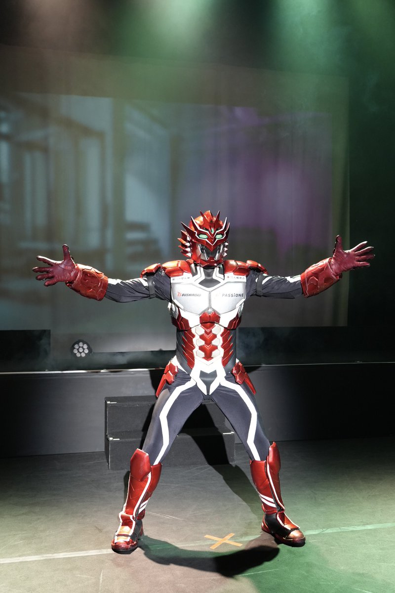 主役が登場した時の歓声すごかったですね！ #エル10 #エルブレイブ