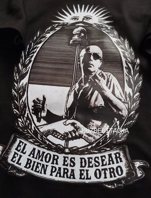 AirinLicenciada's tweet photo. Solo el amor https://t.co/4FUFpFK88i