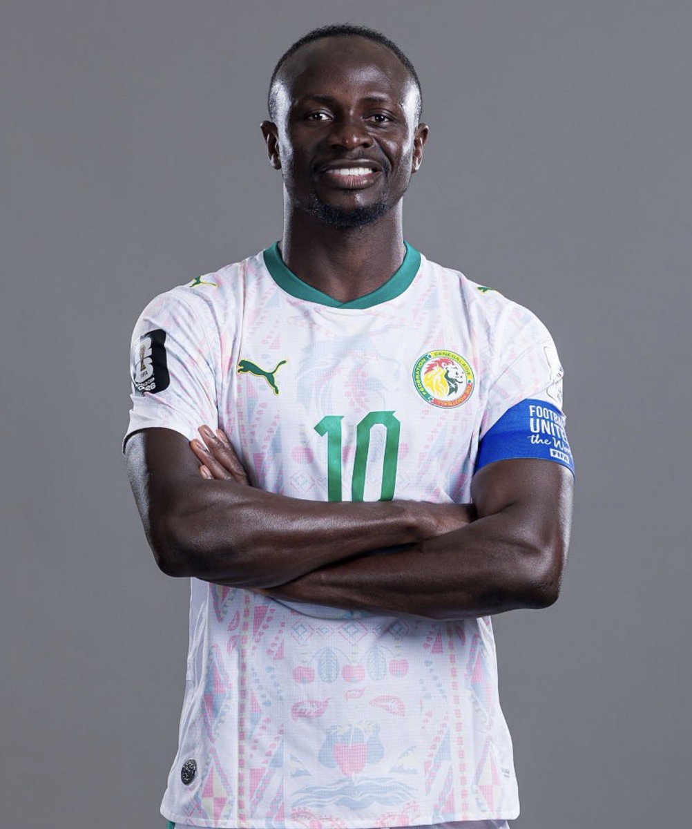 saedeciv's tweet photo. De la même manière que le Maroc a montré pourquoi il est champion d’Afrique en tenant tête au Brésil, le Sénégal doit lui aussi confirmer son statut de champion d’Afrique ce soir face à la France.

Le Maroc a réalisé une prestation de très haut niveau face au Brésil, digne d’un champion d’Afrique. Nous attendons maintenant que le Sénégal fasse de même et envoie un message fort au monde entier.

C’est l’Afrique qui gagne. 🌍💪

La Côte d’Ivoire a montré la voie en offrant à l’Afrique sa première victoire dans cette Coupe du monde. 🇨🇮🐘

Nous espérons que le Sénégal nous fera plaisir ce soir en décrochant la deuxième victoire africaine de cette compétition face à la France. 🇸🇳🔥

Allez les Lions de la Teranga, faites briller l’Afrique ! 

©️®️SAE

#civ #civ225