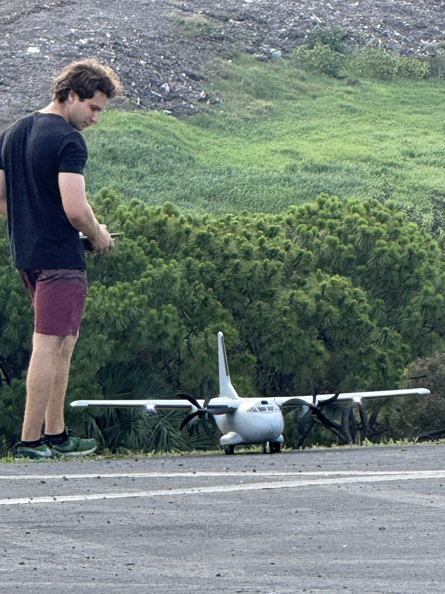 TobyVegaD_'s tweet photo. Took the big plane out for a flight yesterday! ✈️ https://t.co/RTPT8jxgyG
