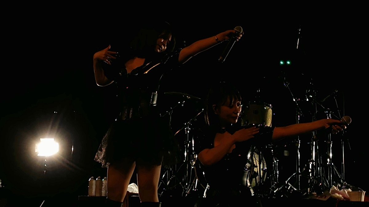 ayanointhehosp's tweet photo. 【Dream Kingdom 19周年記念ライブ】
元祖☆令嬢倶楽部さん、クラブチッタの大舞台なのにまるで通常運転で軽くビックリよｗ https://t.co/4Lt4Mtw47l