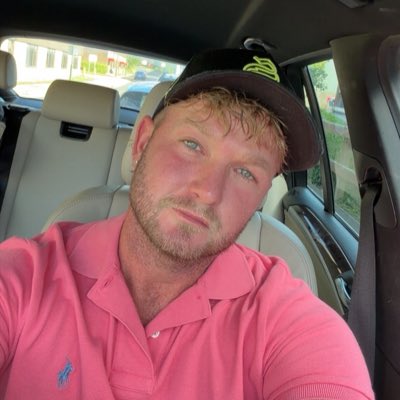 MalPardoe's tweet photo. #NewProfilePic https://t.co/Mr2ibbr476