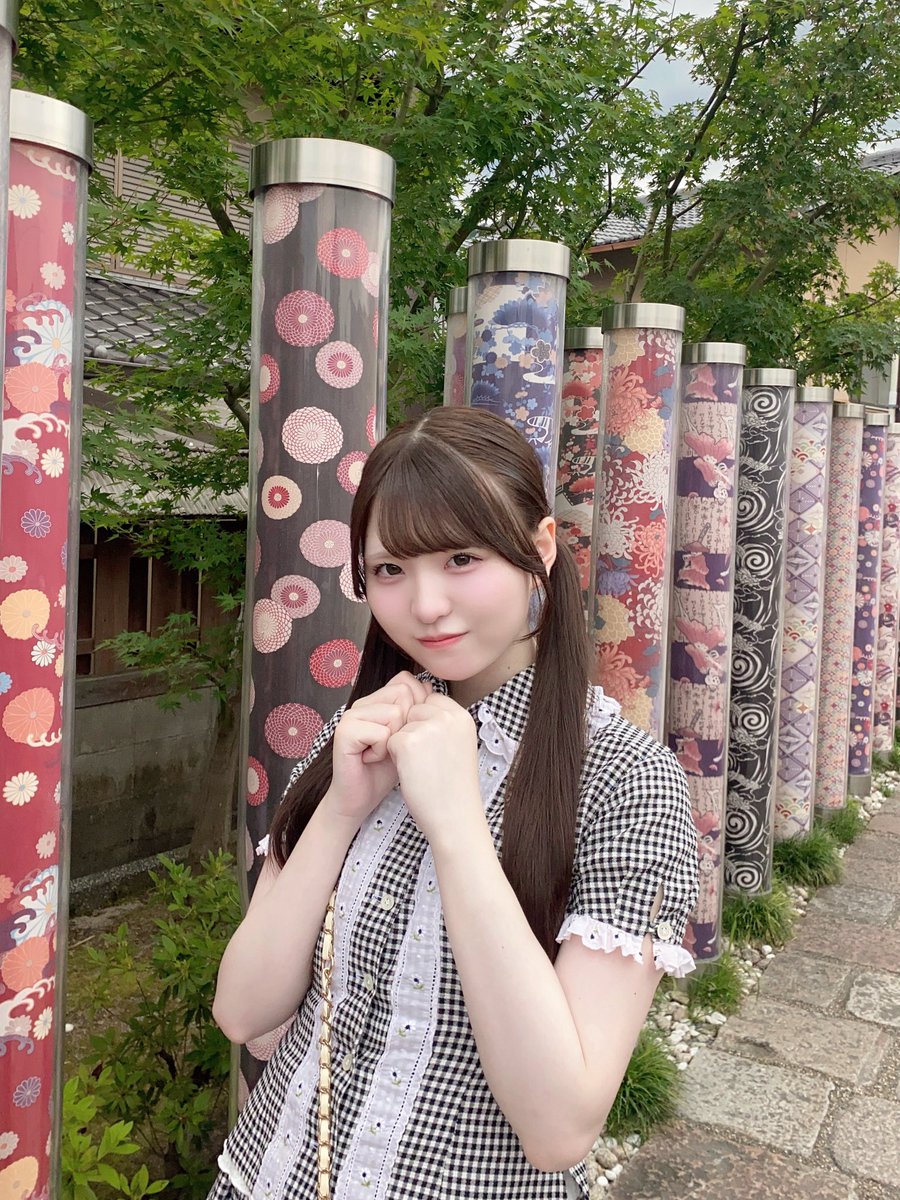 gr4_m0's tweet photo. いっぱい撮ってもらった😻ポーズのレパートリー無さすぎ（ > < ） https://t.co/X9UDvFUsRG