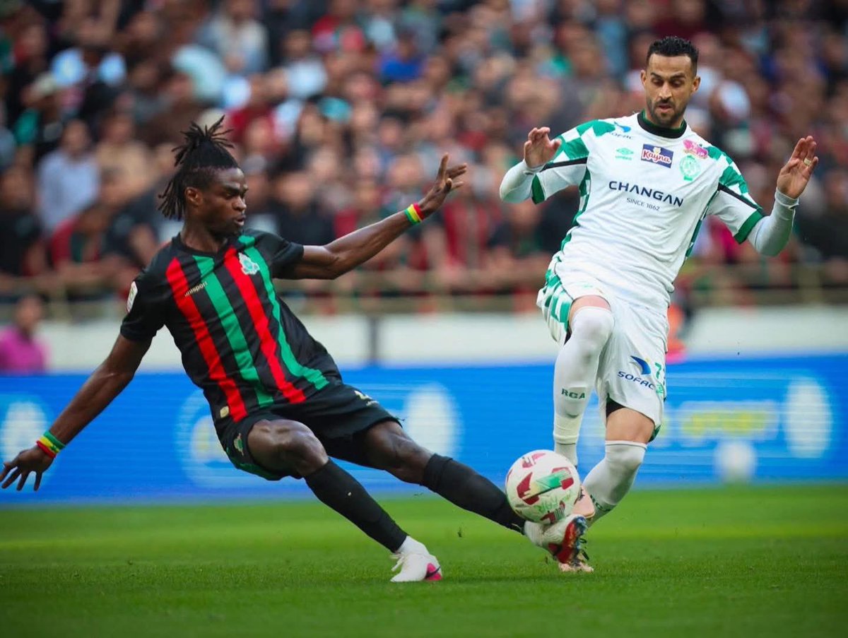 Asfartweets's tweet photo. 🎙️Pape Thiaw sur la non-sélection du défenseur de l’ASFAR Fallou #Mendy :
« Nous savons qu’il évolue dans un championnat très fort, la Botola Pro. Nous le suivons de très près. »
#ASFAR 🔴⚫️🟢 https://t.co/Gw8417D9mc