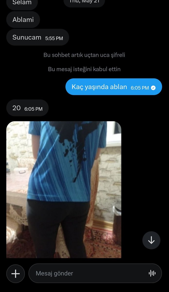 Turk4ifsa44's tweet photo. Ensest kardeş ablasına bol yorum istiyor 
ensest 
Gavat 
#ensest https://t.co/Rhb7M6mW2c