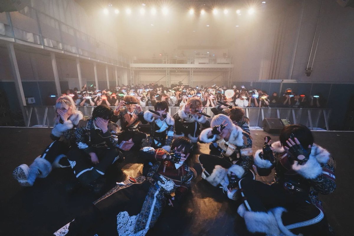Remi_Parade's tweet photo. 👻 𝑻𝒉𝒂𝒏𝒌 𝒚𝒐𝒖 𝒇𝒐𝒓 𝑳𝒊𝒗𝒆 👻
　　  "1st Anniversary Live" 

                    #れみぱれ https://t.co/9GuhD84n3J