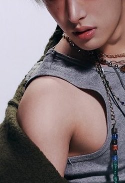 yungisholic's tweet photo. THIS IS CRAZYYY https://t.co/2nDbsNtN54