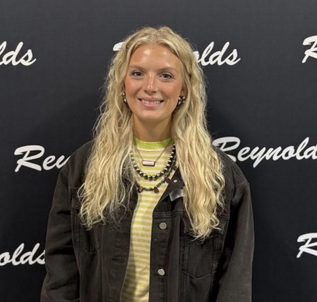 PurdueAgEcon's tweet photo. 🌟 Alicia Sottong (Agribusiness; Tipton, IN) is starting off our summer internship series! She is spending her summer as a sales intern with @ReynoldsFarmEq in Atlanta, IN! 🚂
#PurdueAg #SummerInternship #FieldtoFuture https://t.co/MWa86MdSlI