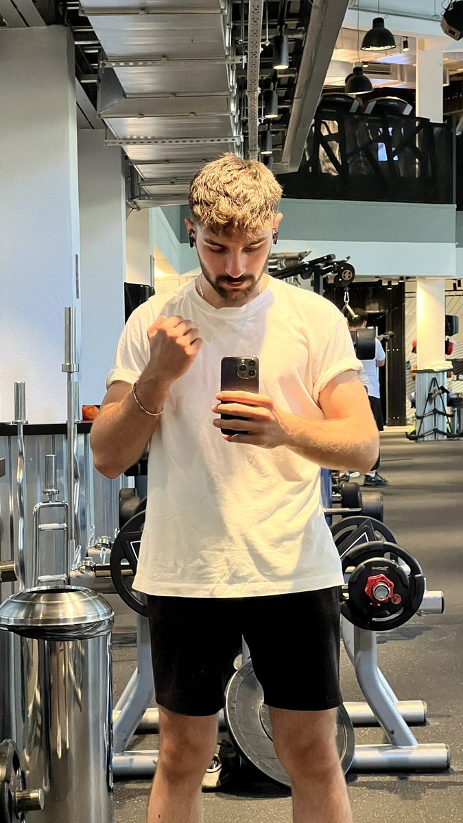 CugTaha's tweet photo. Dümenden fitness https://t.co/kNrS3yOASB
