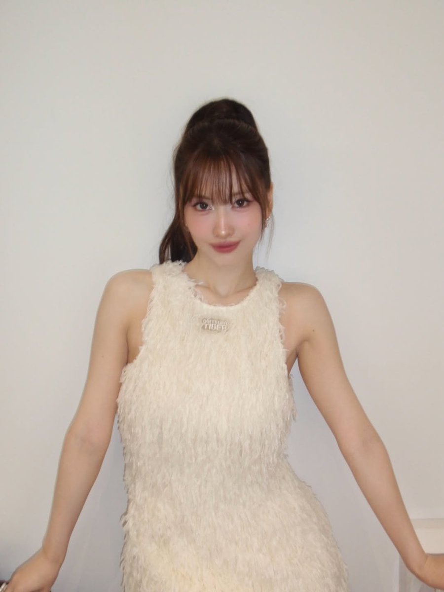 moomoguri's tweet photo. MUSIC AWARDS JAPAN

@onitsukatigerofficial #onitsukatiger🪽 https://t.co/ZpfEludrK8