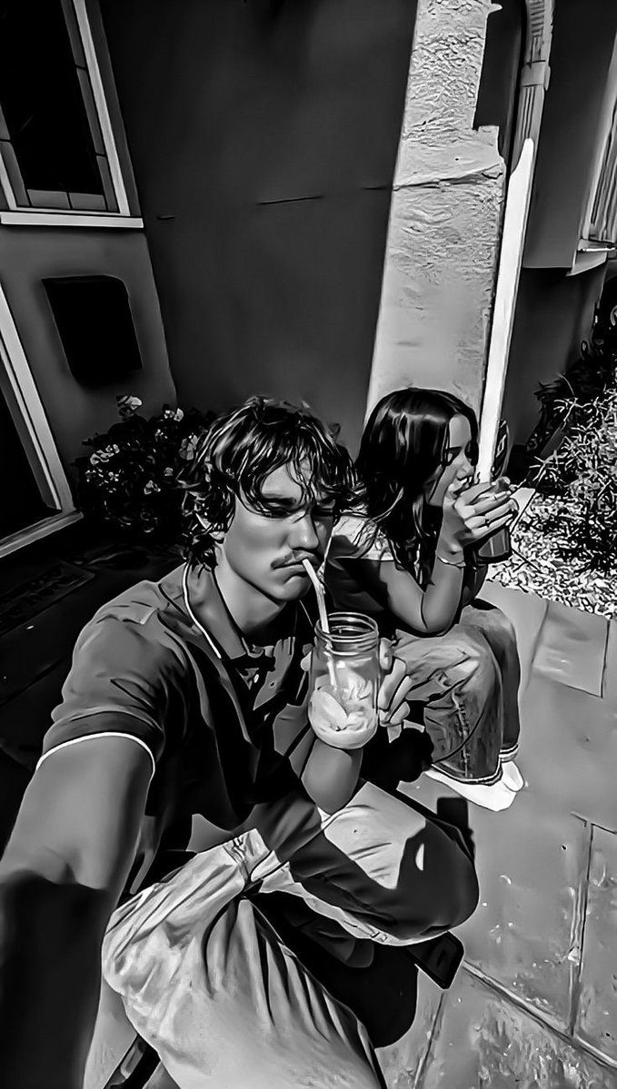 Babylscott's tweet photo. Feliz aniversário Zé , amigo! 🎉 Que seu novo ciclo seja leve, feliz e cheio de conquistas. Obrigado por todas as risadas, conversas e momentos compartilhados. Que nunca faltem motivos para comemorar! 🍻🎂 @thsanchezs https://t.co/k8GfrUrU0T