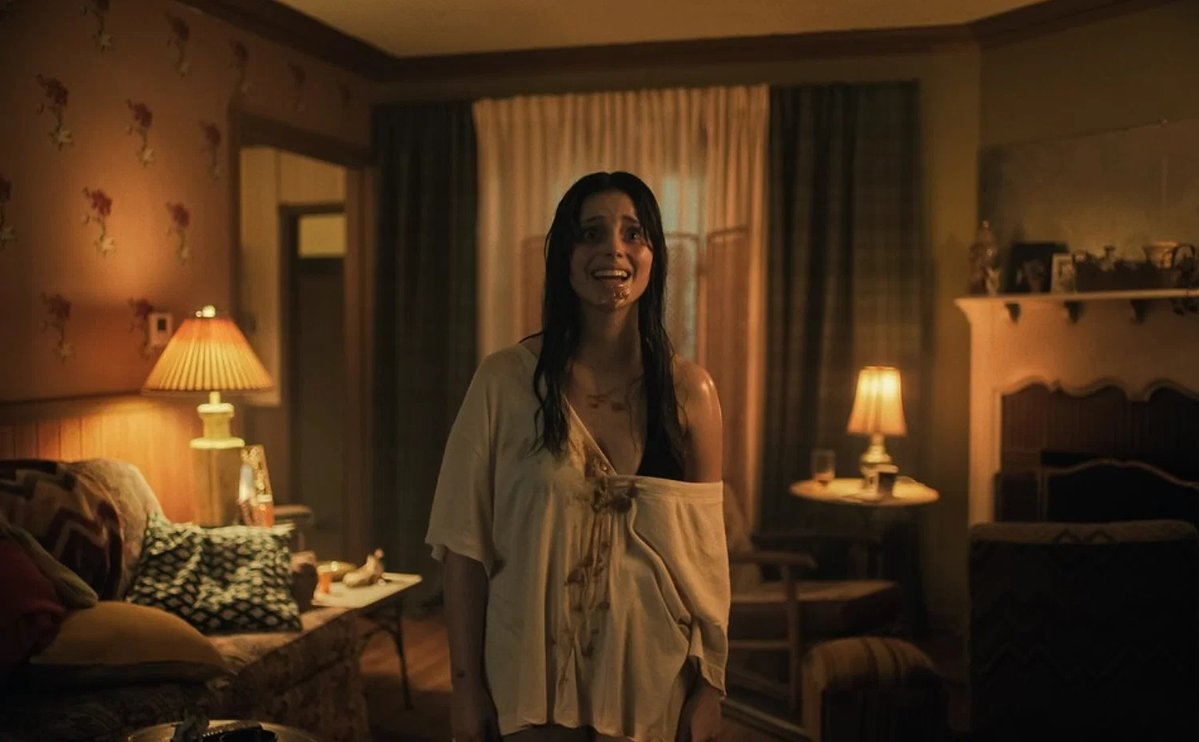 DreadCentral's tweet photo. We've spent years arguing that horror performances deserve to be taken seriously.

So why are people already trying to move INDE NAVARRETTE into the supporting category for OBSESSION?

The film belongs to her. If there's an Oscar campaign, it should be for Best Actress.

Let's talk about it: [https://t.co/qLHvFMl0z3]
