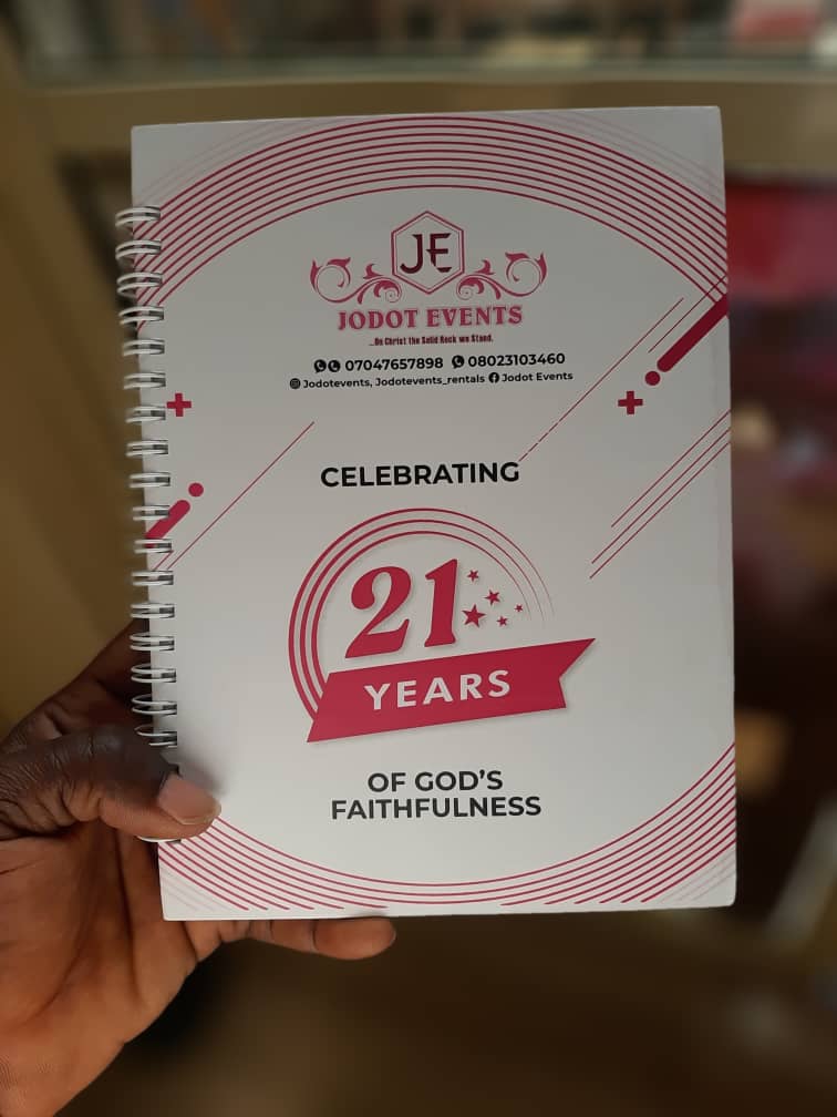 Mizta_w's tweet photo. Looking for the perfect corporate gift, wedding souvenir, or brand swag? 📓✨Our premium, custom-branded jotters are compact, durable, and fully personalized to your taste. Stand out and leave a lasting impression.
Call/Dm: https://t.co/mwJyyTl6wP https://t.co/bNnylyasx6