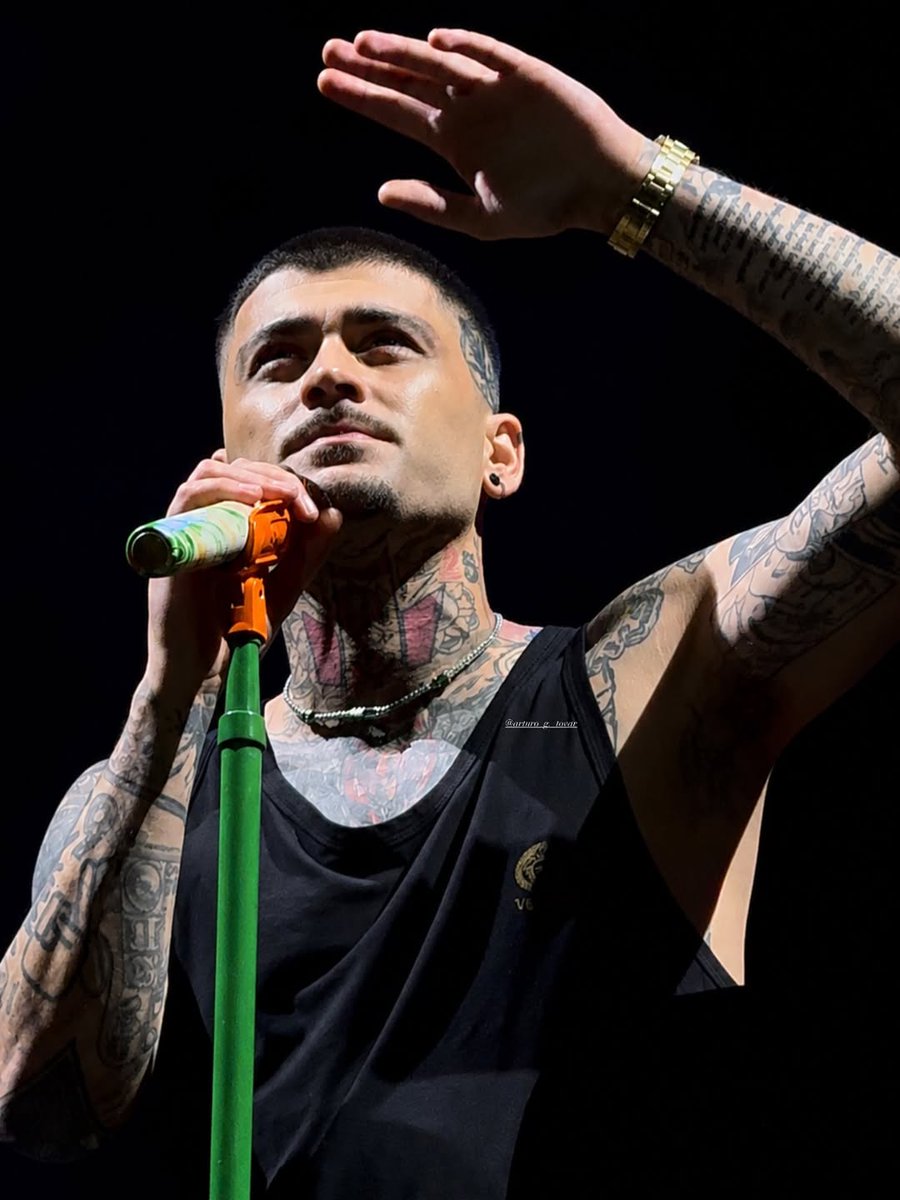 ZaynNewsBRA's tweet photo. Novas fotos de Zayn na primeira noite da Konnakol Tour no México. (3)

📸: Arturo Tovar https://t.co/1HzOLI79UT