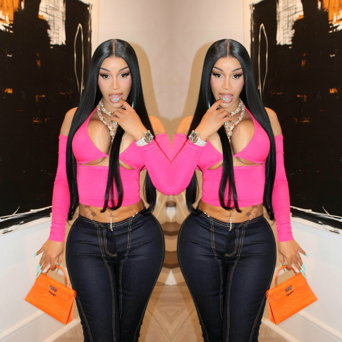 realfreaklifee's tweet photo. Such a MILF Cardi ππ£π₯΅π£ππ¦ππ©π₯Άππ«£πππΉπ€ππππ€―ππ€€π₯¨π»πππ«¦πβ€οΈπ»π₯ #ghetto #fertile #Belcalis https://t.co/0BFFBEBSvZ