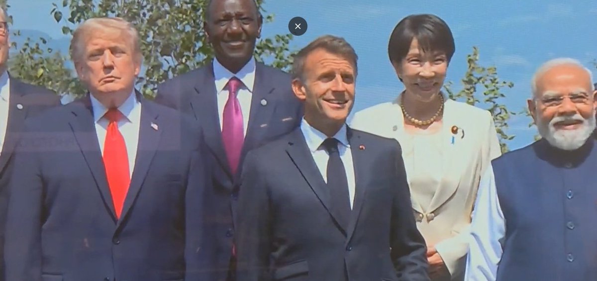 PANDITABHA16847's tweet photo. Watch Body Language
😉😉
#PMModi
#G7 https://t.co/i24iieI3fJ