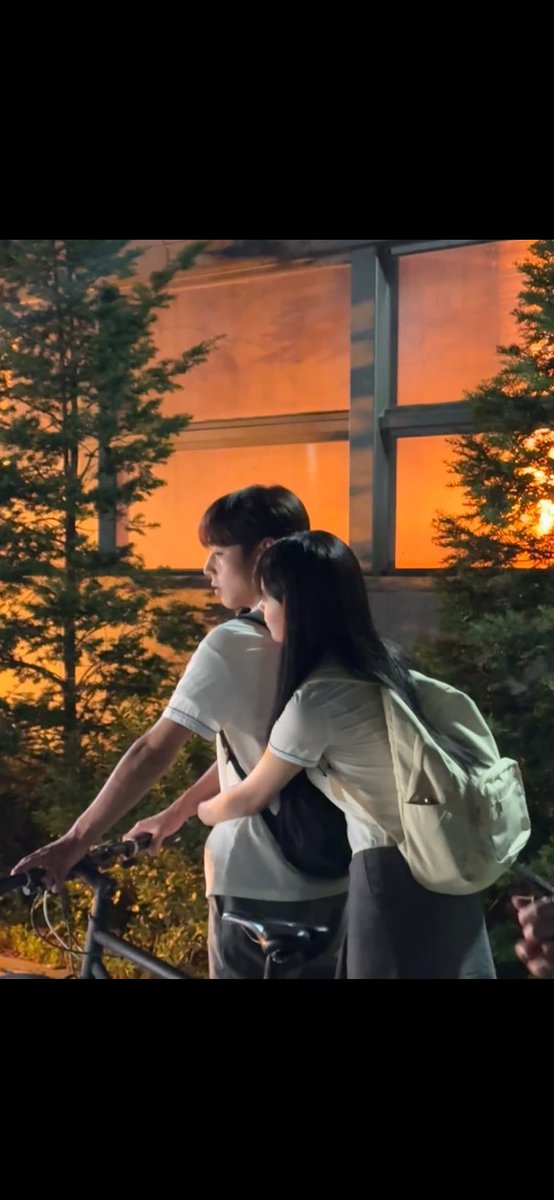 am7fs's tweet photo. الله ياخذ المخرج الزفت حذف كل مشاهدهم ليش 😡والله لزم احد يجمعهم في عمل رومانسي حرام تروح هذي الكيمياء الحلوه ❤️‍🔥 https://t.co/Y6KK7FOPan