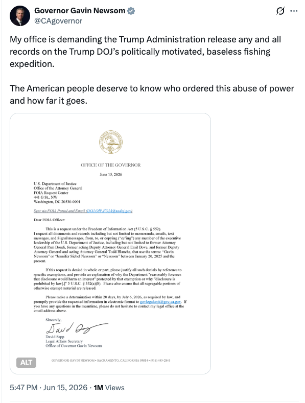 jenvanlaar's tweet photo. Newsom's using taxpayer dollars to demand emails, text messages, Signal messages, etc, from the DOJ *in a criminal investigation into him personally*

But says his own *professional* communications regarding the Palisades Fire are exempt from public records laws. https://t.co/Fd5nagyeR4