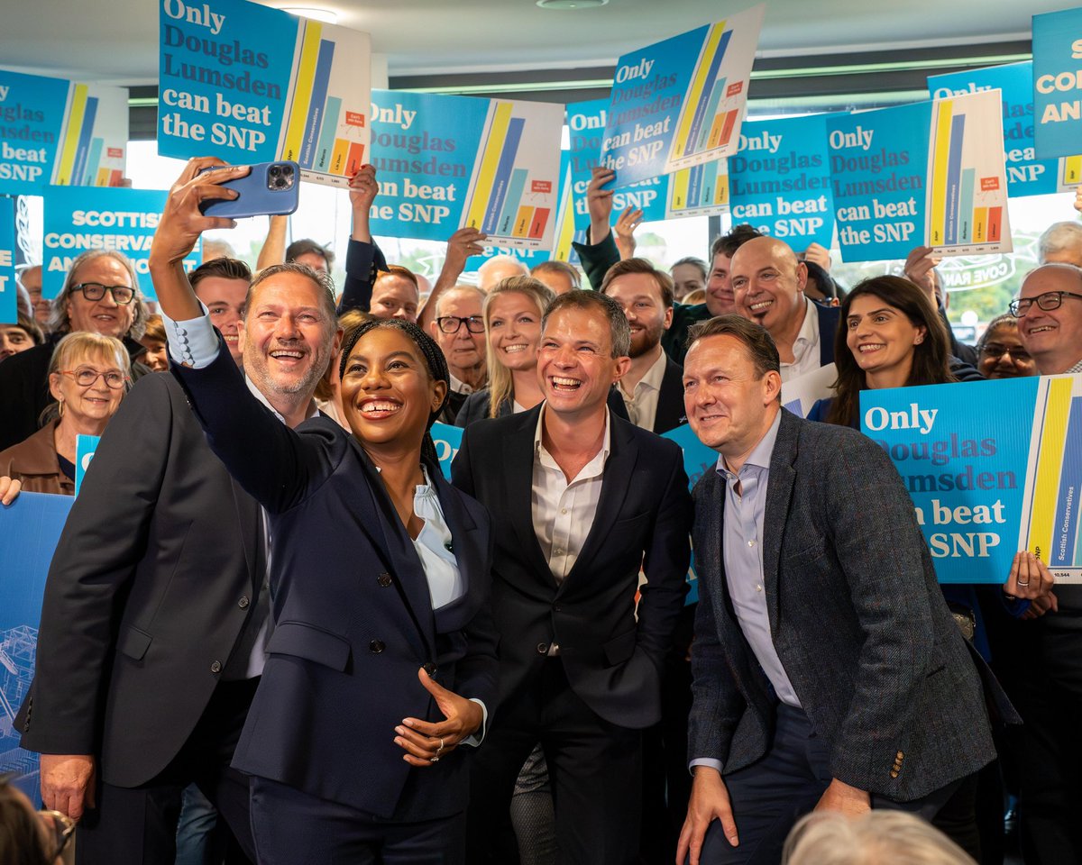 AndrewBowie_MP's tweet photo. 💪 The Aberdream Team! https://t.co/dVB6MFEZFV