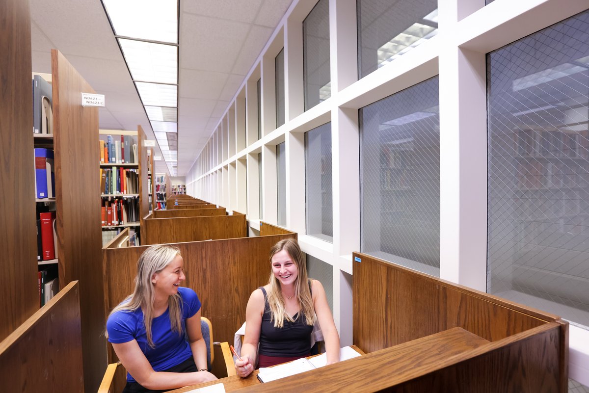 UNCLibrary's tweet photo. With Davis and the UL closed this month, it's a great moment to check out other library spaces on campus! Sloane Art Library in Hanes Art Center has natural light, a patio, and a quiet second floor. The library is open Mondays through Fridays from 10 a.m. to 4 p.m. Stop by! https://t.co/snx9qefWUy