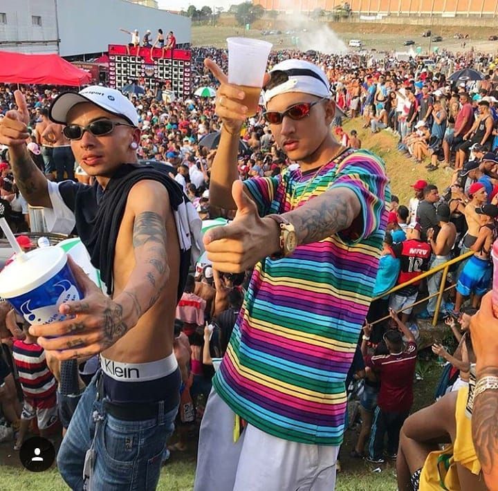 ELMapache_RP's tweet photo. Independente de altura, no Brasil se tu não se parecer com um dos dois, você não pega mulher

O ideal é seguir as tendências https://t.co/Vz2REQ0HRE
