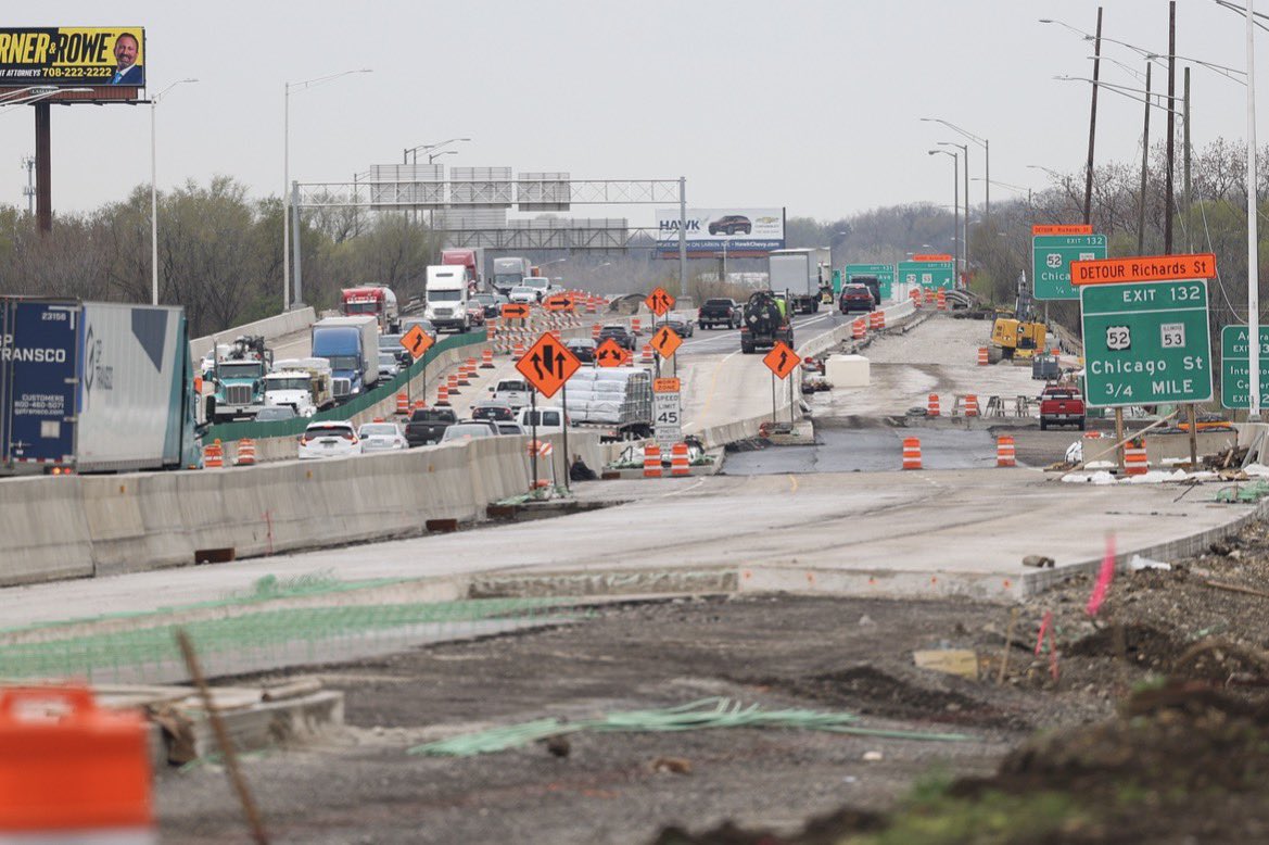 midwestern_ope's tweet photo. Be like I-80, never stop working on yourself no matter how inconvenient it is for everyone else ❤️ https://t.co/KGctvtTFL7