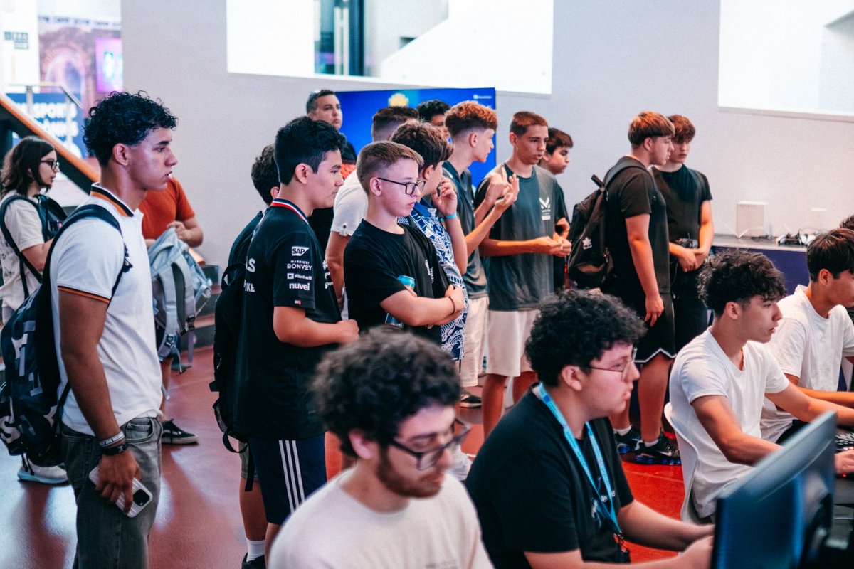 Gamesportselect's tweet photo. 📸 Ja teniu l’àlbum disponible d’una jornada que quedarà per al record!

Les finals presencials de la LIOP Challenger Primavera-Estiu 2026 ens van deixar emoció, rivalitats, abraçades, nervis, celebracions i molt League of Legends en català. 🏆⚔️

Des del primer mapa fins al fibal, el Tecnocampus de Mataró va ser l’escenari d’una jornada espectacular gràcies als equips, jugadors, staff i a tota la comunitat que ens vau acompanyar.

❤️ Aquí teniu l’àlbum amb els millors moments:
https://t.co/hCf0afPqgg

Gràcies per formar part de la família GSE. Ens veiem a la pròxima! 🚀