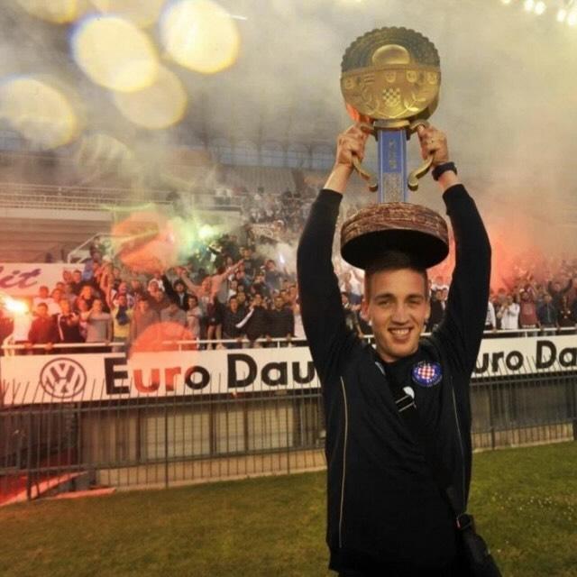 Ma_Moro1's tweet photo. Mario Maloča novi je igrač Maksimira
#nkmaksimir #HNL #samohnl #hnlludilo #transfer #samohajduk
insta: hnl_navijackazona🤝🏻 https://t.co/tskpUmDrPh