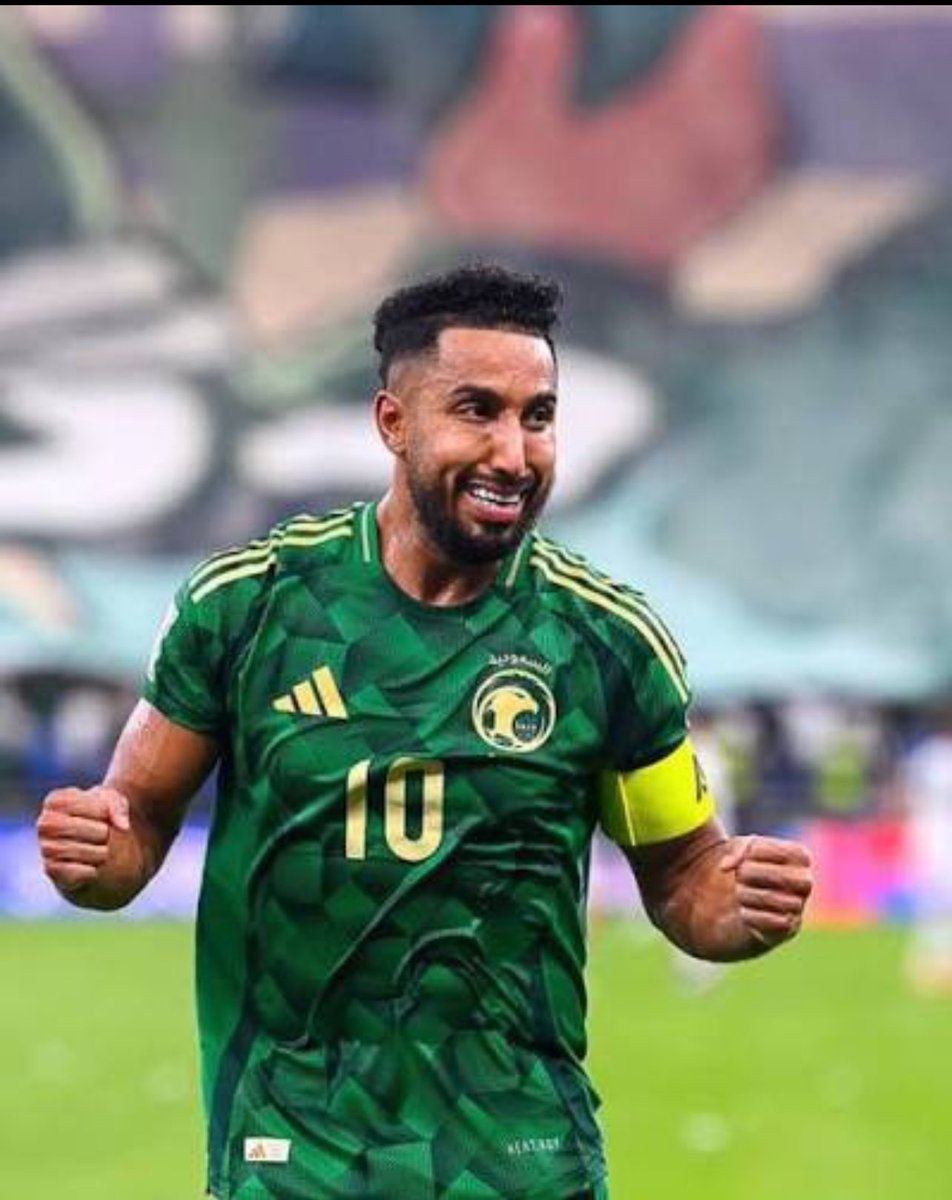 sager2224's tweet photo. ليش مايكون العويس كابتن المنتخب🤔
خبرة وشخصيه بالملعب💪
مرجله💪💪💪
#السعودية_اسبانيا #السعوديه_الاوروغواي https://t.co/1UsaiWhYcA