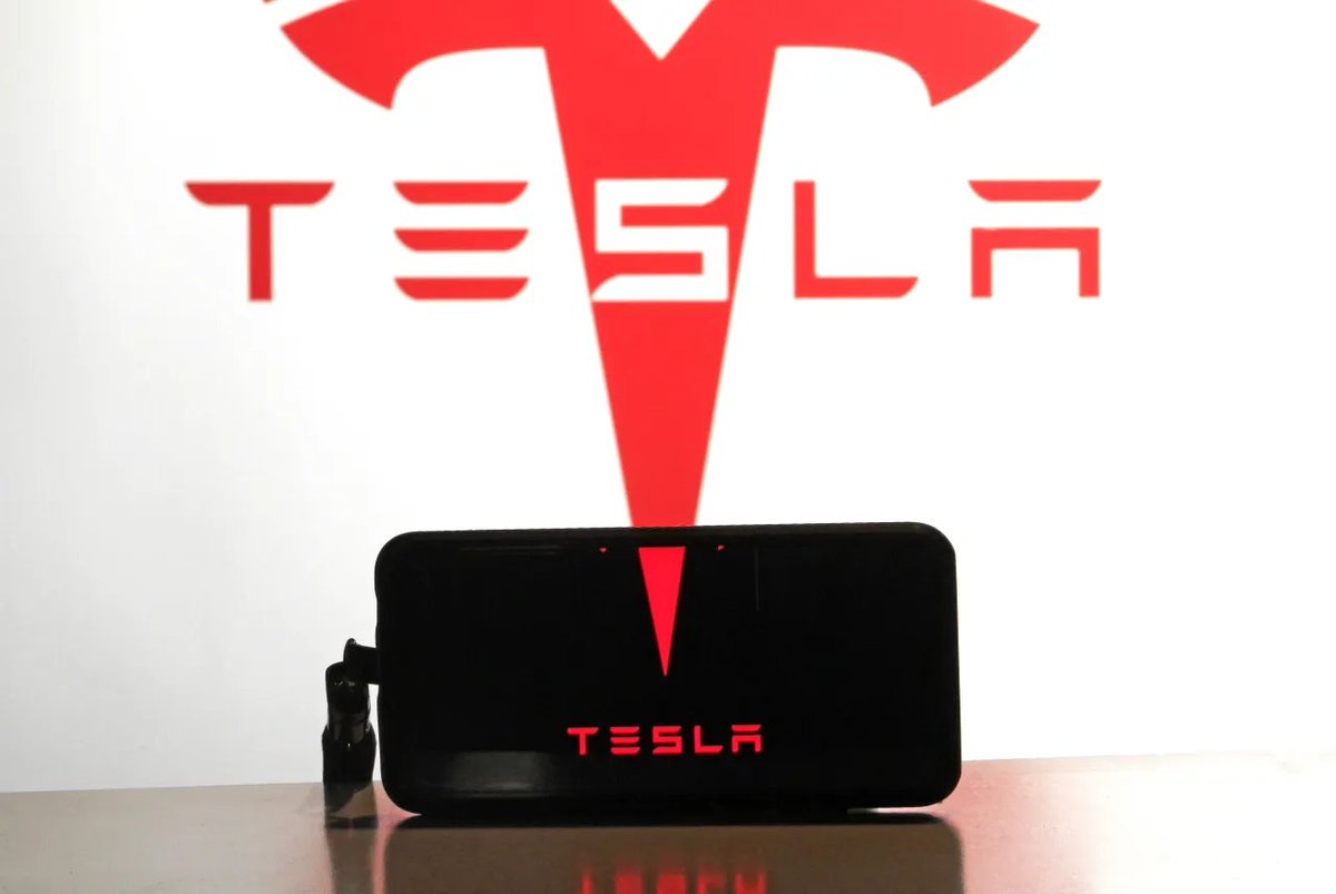 Afigy1's tweet photo. Yesterday $TSLA was up on peace deal optimism 🚨

Today it's down again.

The people who "called the move" are still flat on the week.

Being right about direction is the easiest part of trading.

It's also the least profitable.

#TSLA #RealityCheck #Markets https://t.co/oFG4w4nCkM