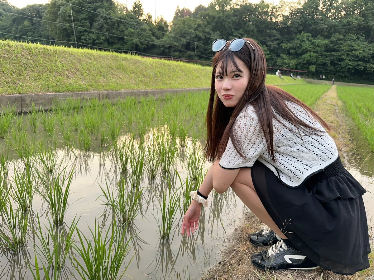idoltattsu's tweet photo. 2026/6/13

田んぼde撮影会　京都

レサパ　（@resapa_365__ ）④

#アイドルザウルス　#田んぼ撮影会
#365ド　#サンビャクロクジュウゴド
#ポートレート　#アイドル
#ファインダー越しの私の世界
#キリトリセカイ https://t.co/3ygFGuGobX