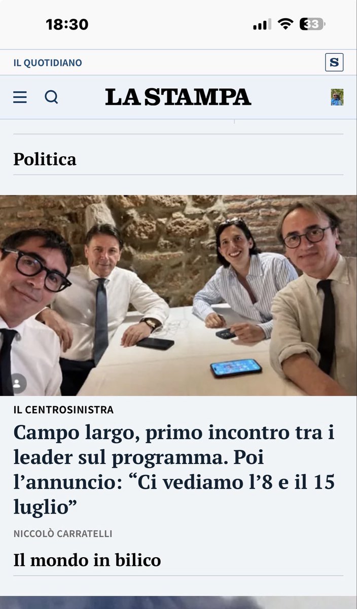 esposito18669's tweet photo. Nella foto del #campolargo non c’è posto per @matteorenzi oppure l’hanno nascosto sotto al tavolo? Si scherza ma il tema politico mi pare evidente. Renzi sarà un ospite oppure potrà dire qualcosa sul programma? https://t.co/zLQrBx2iBk
