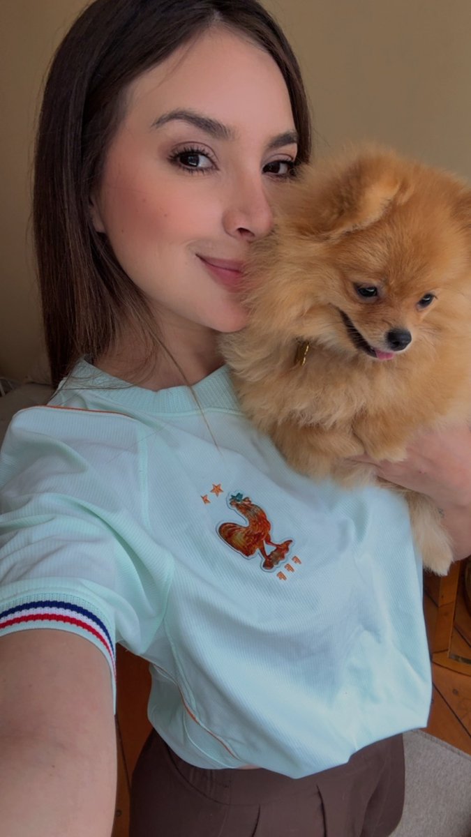 Gabyroman111's tweet photo. Listas 🇫🇷🥰 https://t.co/7obQJts9zY