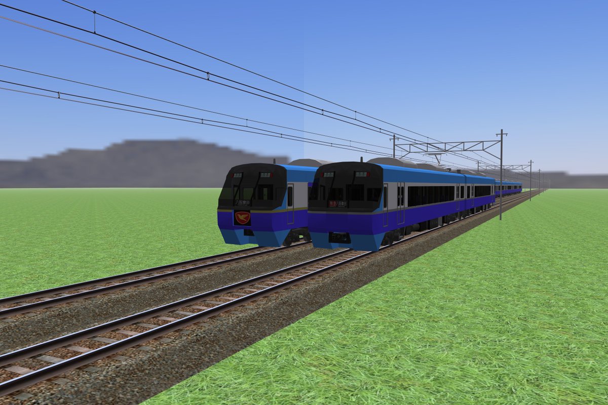 teihan_denshya's tweet photo. 先日発表した新型特急7300系(左)に続き、その増結車の7800系(右)がデビューしました。ダブルデッカー廃止に伴う着席定員減少に対して、一部の特急や快速急行を10連化して対応する予定です。またご利用の少ない日中時間帯は2連で支線区の運用や普通運用に入る予定です。 https://t.co/vGwG50e9CH