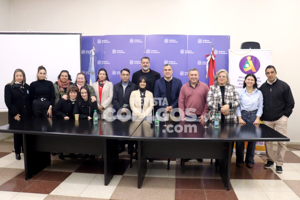 revistacodigos's tweet photo. Misiones celebrará el Mes de la Prevención con charlas, capacitaciones y trabajo territorial https://t.co/Uwhn5myhV0 @PadillaRS77 https://t.co/6RcOsY7HPS