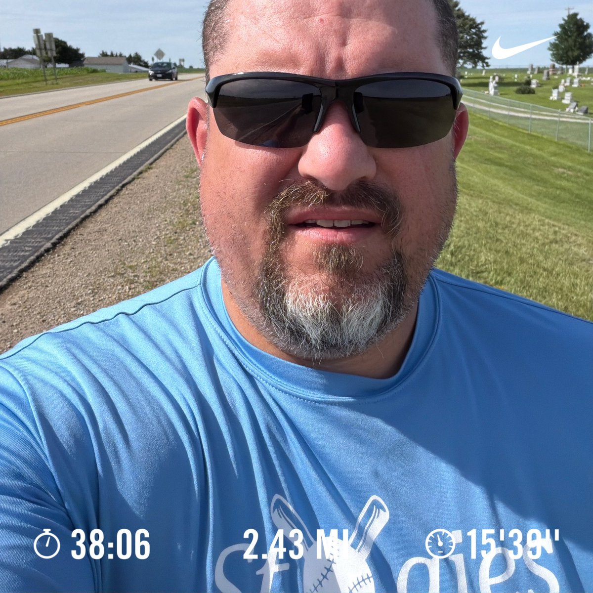 JPound4004's tweet photo. Two sustained miles at 15:30ish per mile. Hit both goals to start the week. #day7 #week3 #betterme https://t.co/IbGNDb2mSR