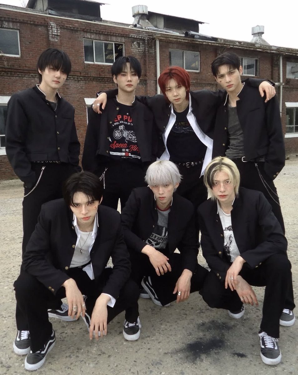 myluckyrell's tweet photo. ampers&amp;one as tbz songs !!!! bc i ult them both https://t.co/nV65cAQ6Hb