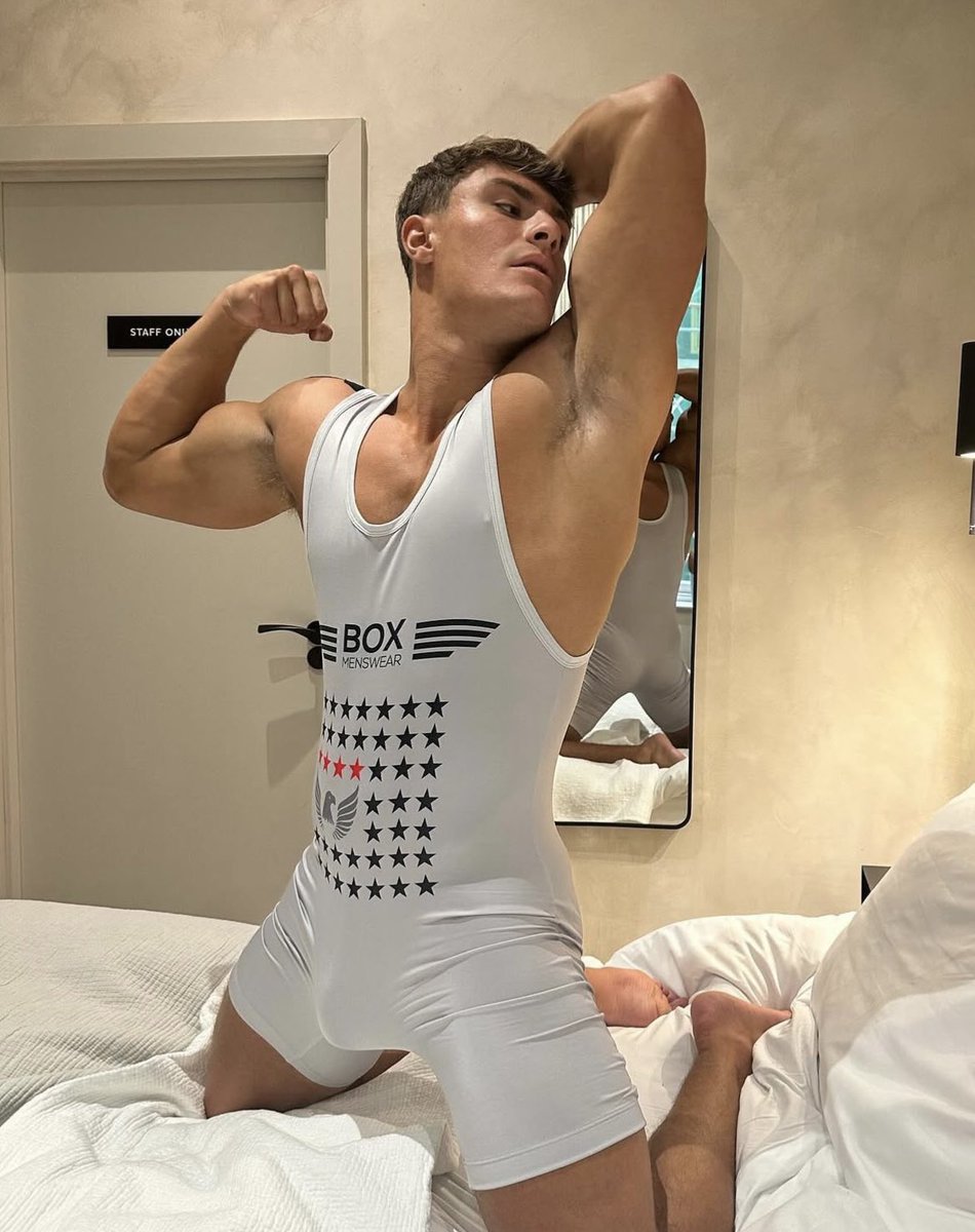JuicyJamesxx's tweet photo. What’s your safe word? https://t.co/2iVJXeS3NG