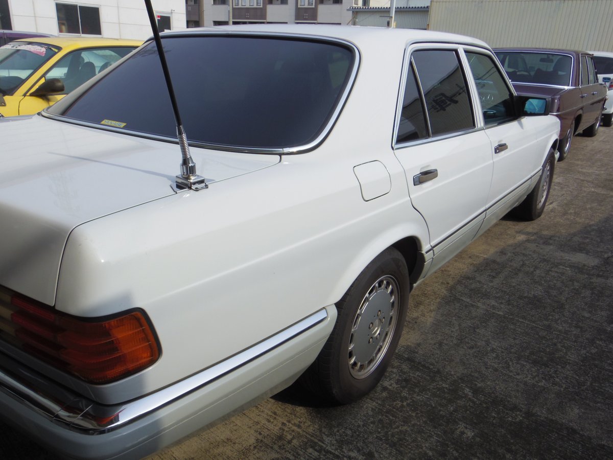 Mkraft_Official's tweet photo. ｸﾗｼｯｸ　ﾒﾙｾﾃﾞｽﾍﾞﾝﾂの日 馴染みのお客様から 230E～W126　300SEという 半世紀前以上のﾍﾞﾝﾂと 半世紀近いﾍﾞﾝﾂの修理依頼でした。 両車ともｴｱｺﾝは寒いくらい冷えるのですが W126の方が数ｷﾛも走行すると 突然「温風」に変身してしまいます。 厄介な症状ですが部品が無．．． https://t.co/qLcv6NNqIi
