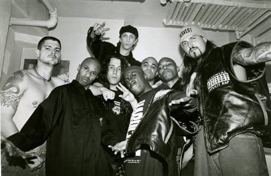 elososdarko's tweet photo. BIOHAZARD + ONYX https://t.co/REKeS0x4JS