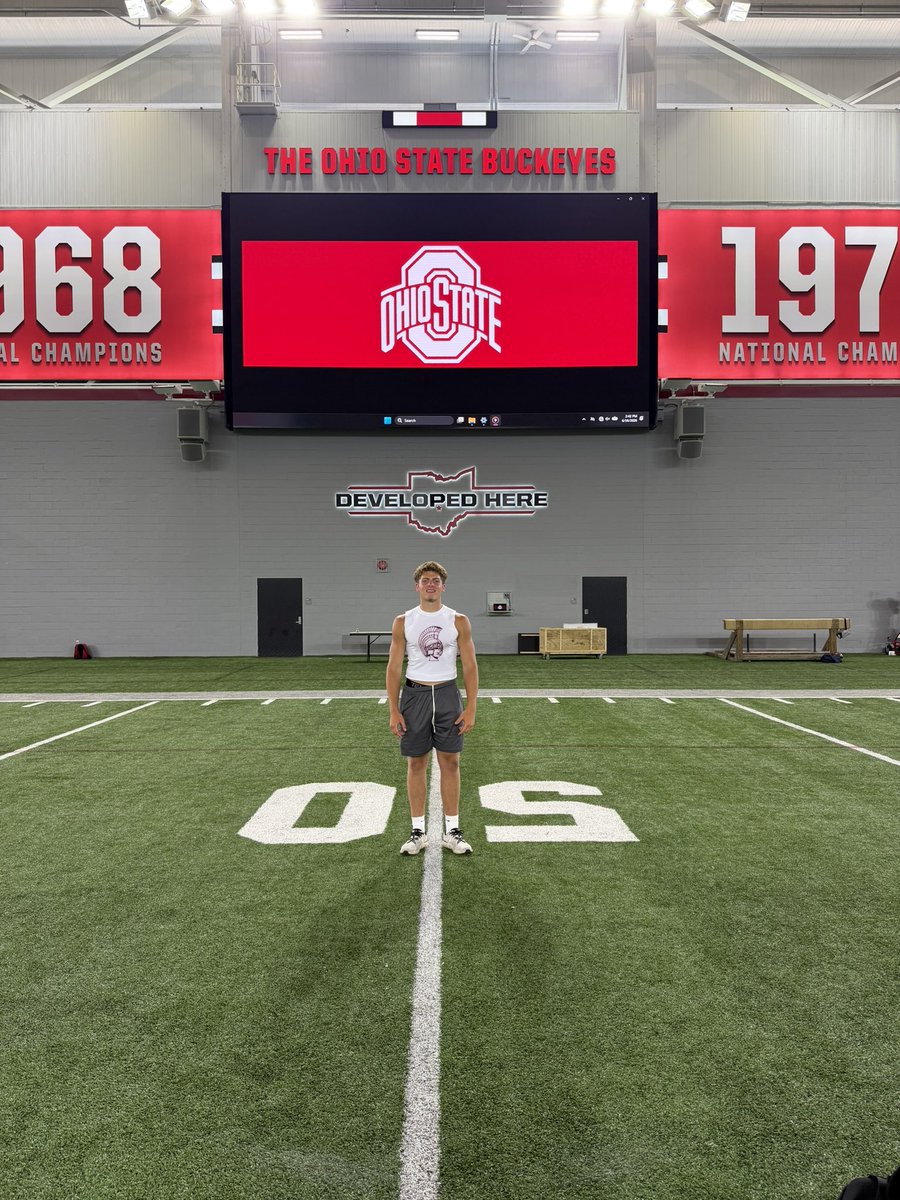 Fbutto09's tweet photo. Fun day @OhioStateFB for there football camp!! Very cool experience and learned a lot!!! https://t.co/jHYaKx7GVb