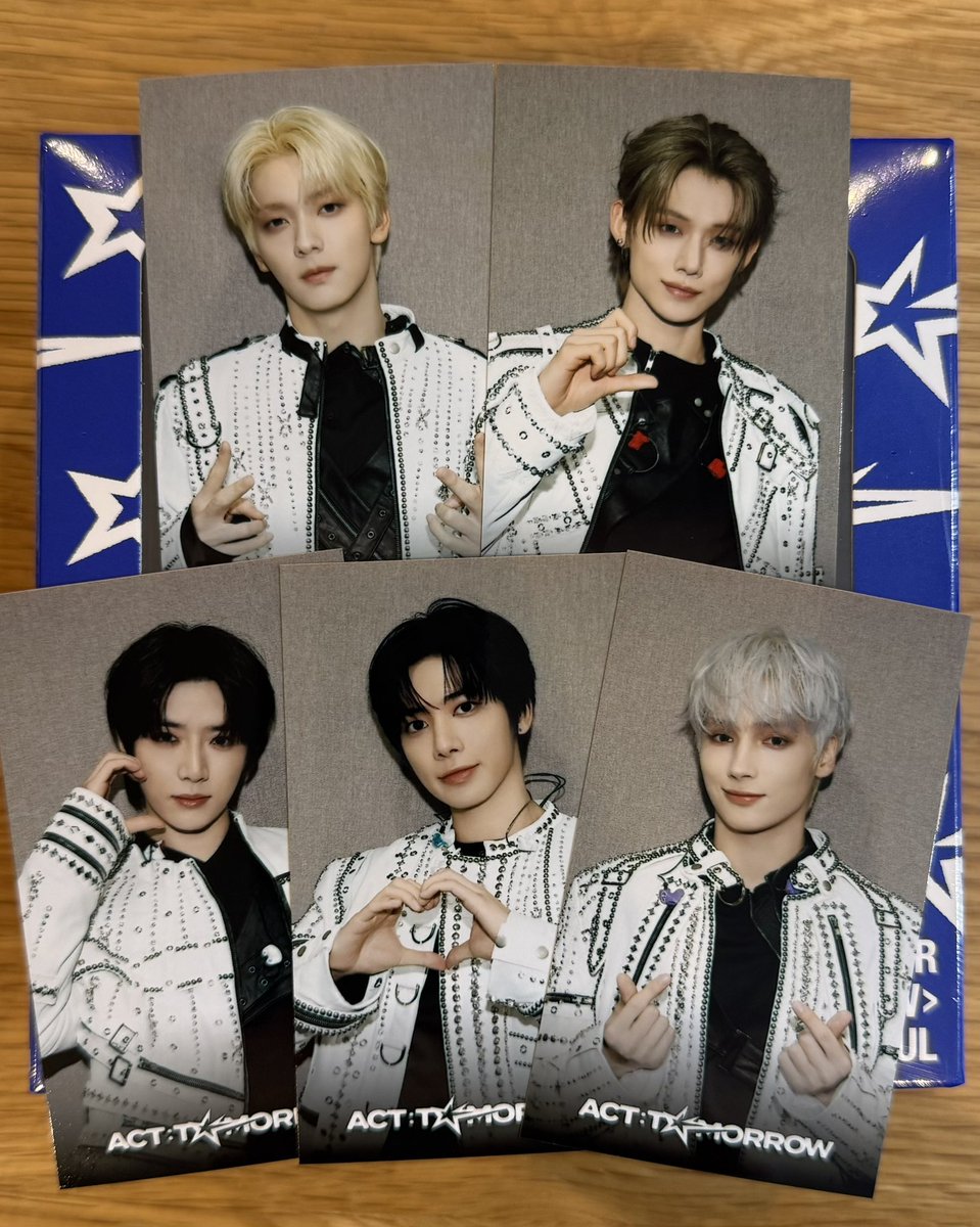 ‧₊˚ੈ✩꒰ঌキンブレシート オーダー♡ツアーやライブの準備に໒꒱ੈ‧₊˚✩ _.chi.TxT.chan._.⭐︎𝙉𝙊 𝙇𝘼𝘽𝙀𝙇𝙎:𝙋𝘼𝙍𝙏𝟬𝟭 (@chichan1108